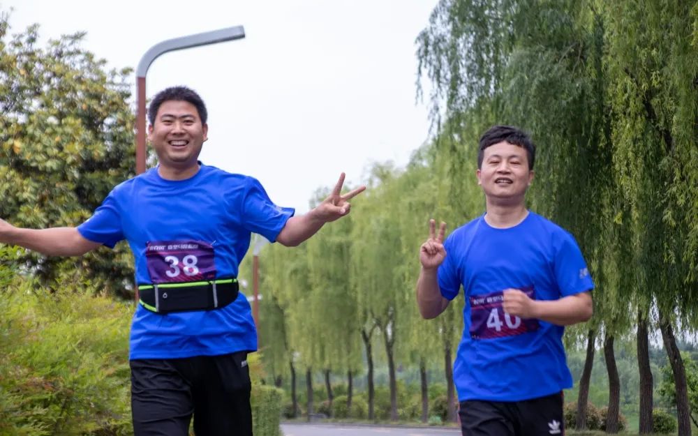 1664244752776706.jpg 1664244752776706.jpg